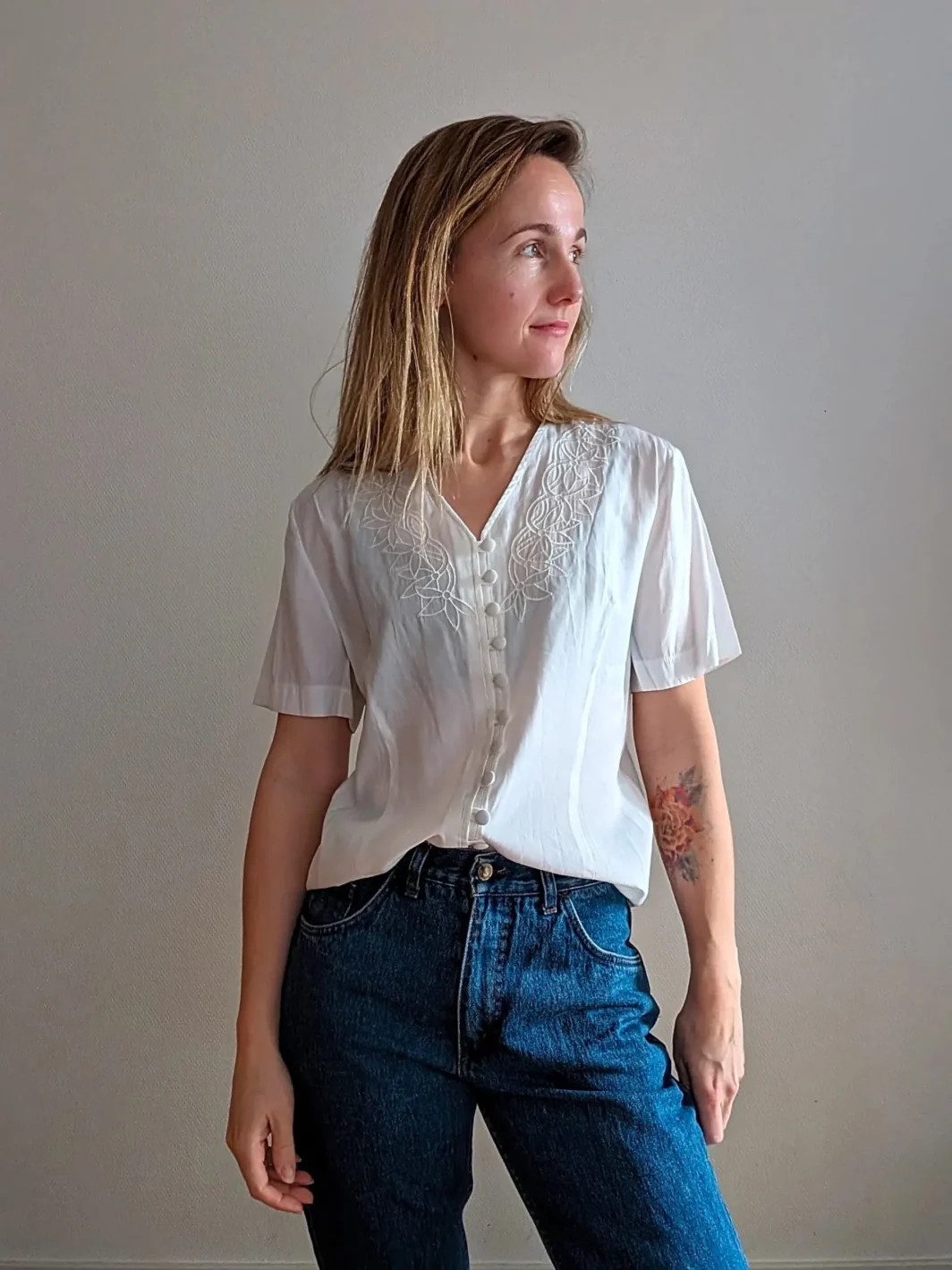 Vintage 80s Sheer White Top | Small | Floral Embroidery | Boho Chic