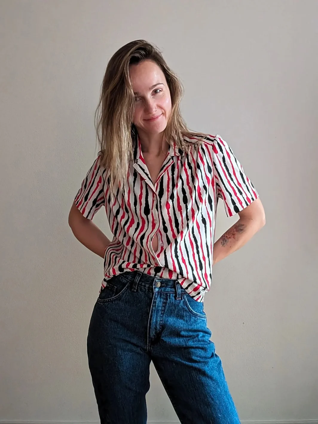 Retro 70s Drip Pattern Blouse | Lady Graf | Small | Poly Blend